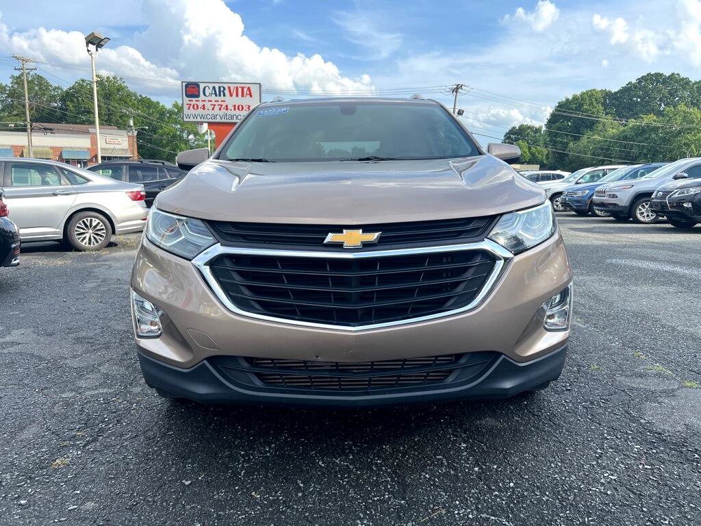Used 2019 Chevrolet Equinox LT w/ Sun & Navigation Package image 2