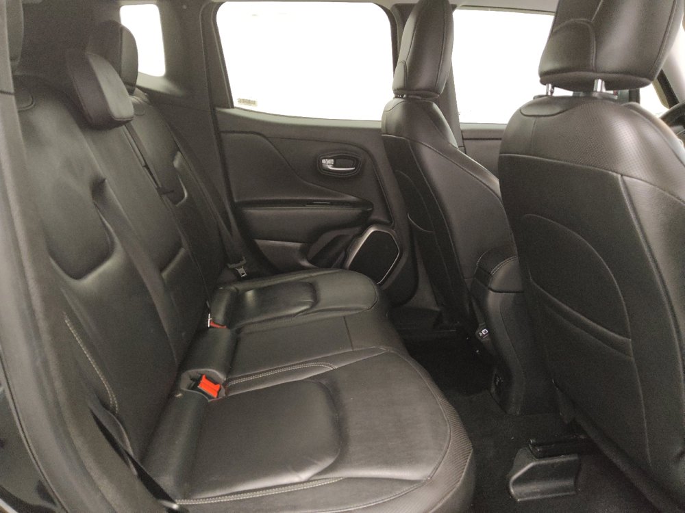 Used 2019 Jeep Renegade Limited w/ UConnect 8.4 Nav Group image 19
