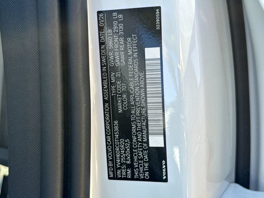 New 2026 Volvo XC60 T8 Plus w/ Protection Package Premier AWD/4WD image 28