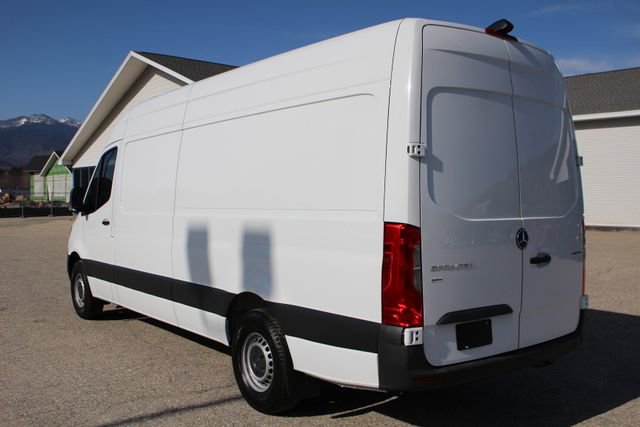 Used 2023 Mercedes-Benz Sprinter 2500 image 27