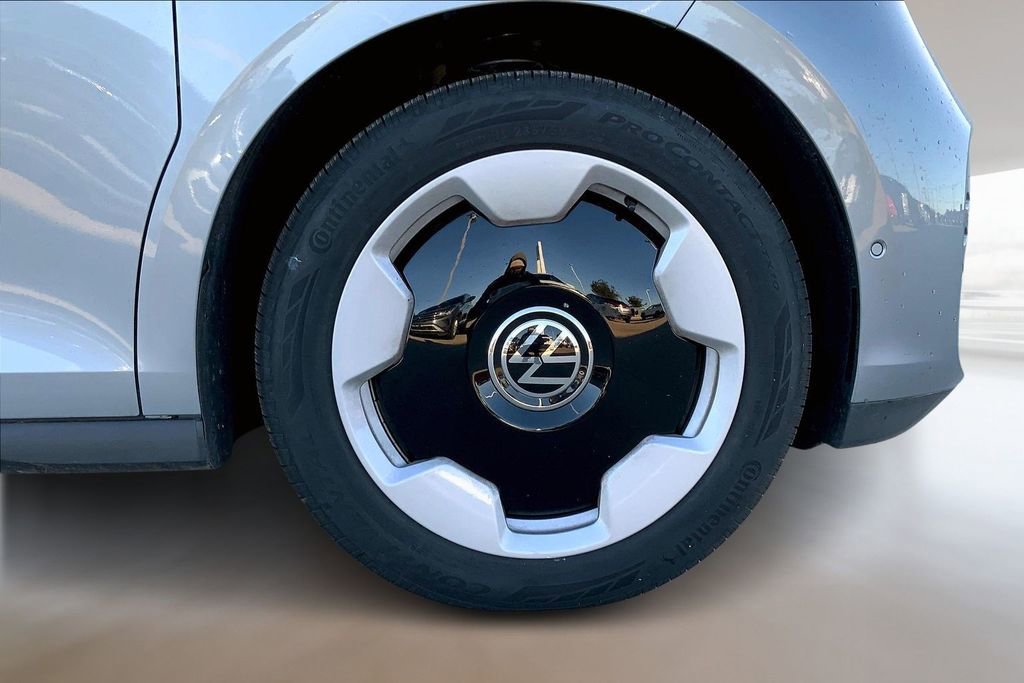 New 2025 Volkswagen ID. Buzz Pro S Plus RWD image 13
