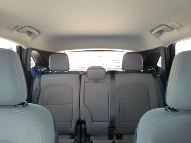 Used 2020 Ford Escape SE FWD image 25