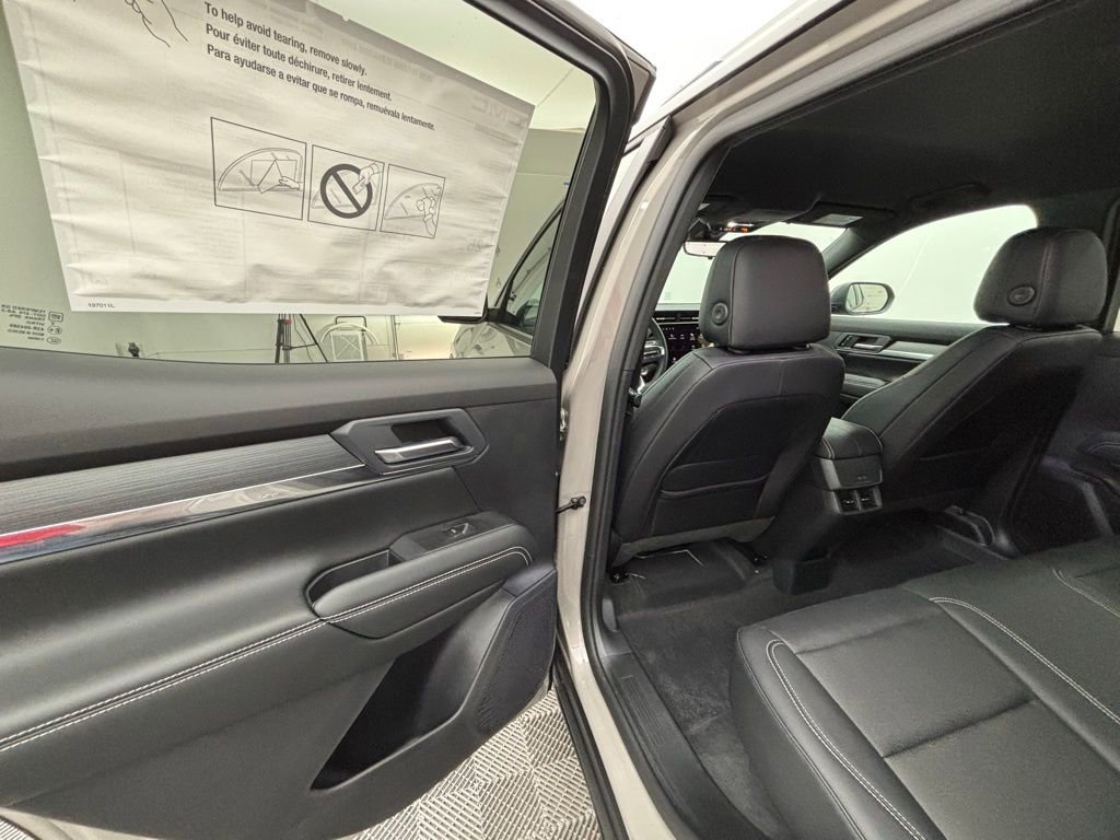 New 2026 GMC Terrain Elevation w/ Elevation Premium Package image 39