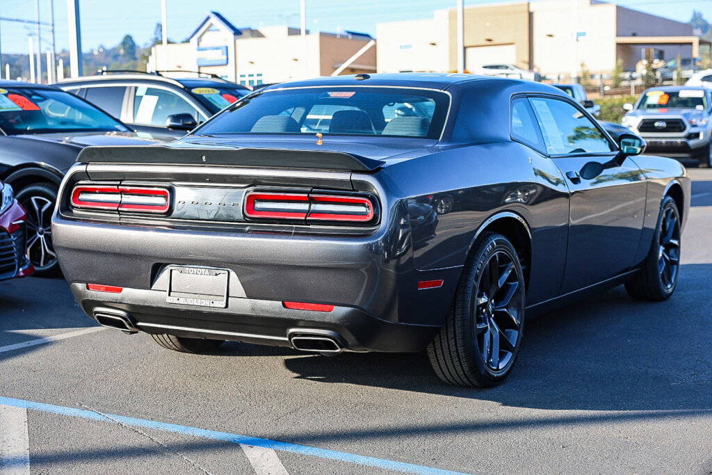 Used 2023 Dodge Challenger SXT w/ Blacktop Package image 19