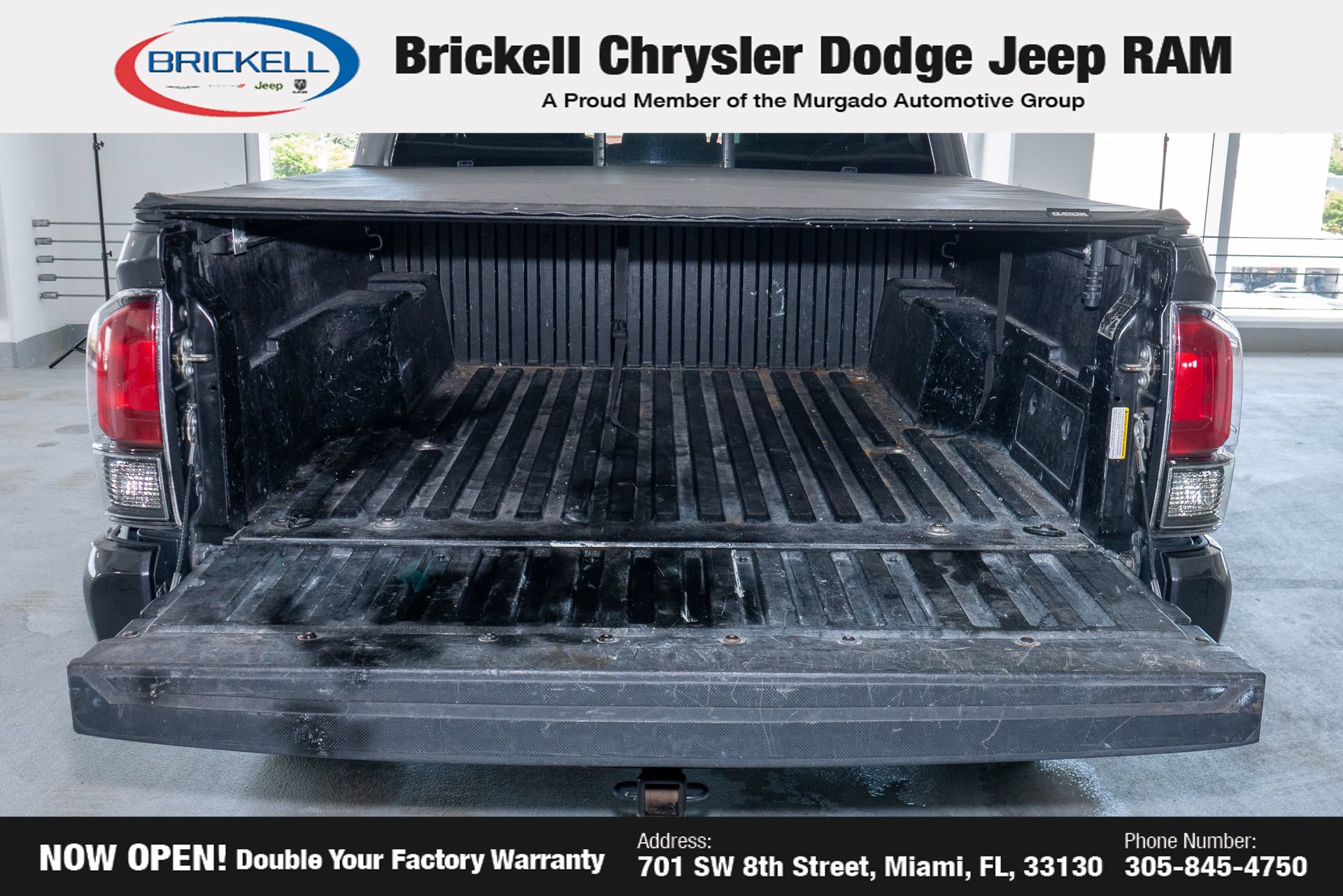 Used 2020 Toyota Tacoma SR w/ SR Convenience Package RWD image 9