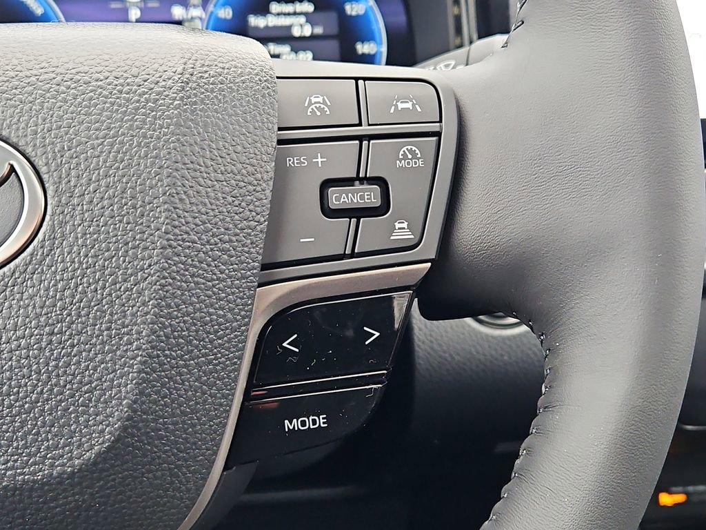 New 2026 Toyota Camry Hybrid image 18