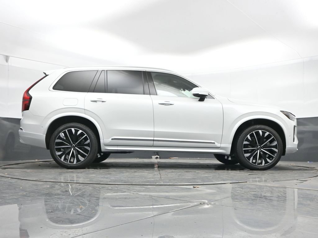 New 2026 Volvo XC90 B6 Plus w/ Protection Package image 36