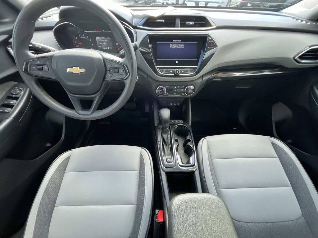 Certified 2021 Chevrolet TrailBlazer LT w/ Convenience Package image 17
