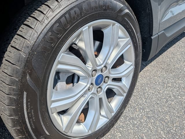 Used 2021 Ford Edge Titanium w/ Cargo Accessory Package FWD image 24