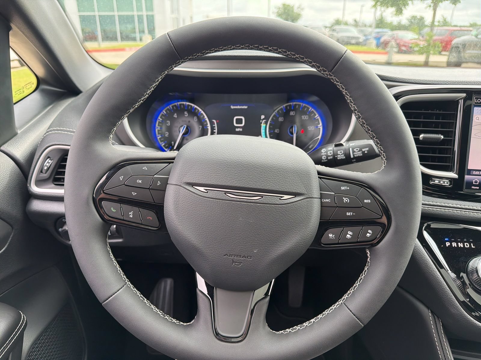 New 2027 Chrysler Pacifica Limited FWD image 16