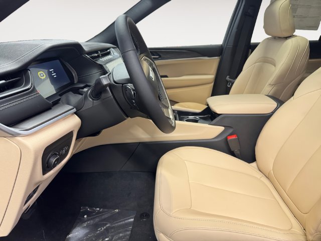 New 2027 Jeep Grand Cherokee Limited AWD/4WD image 8