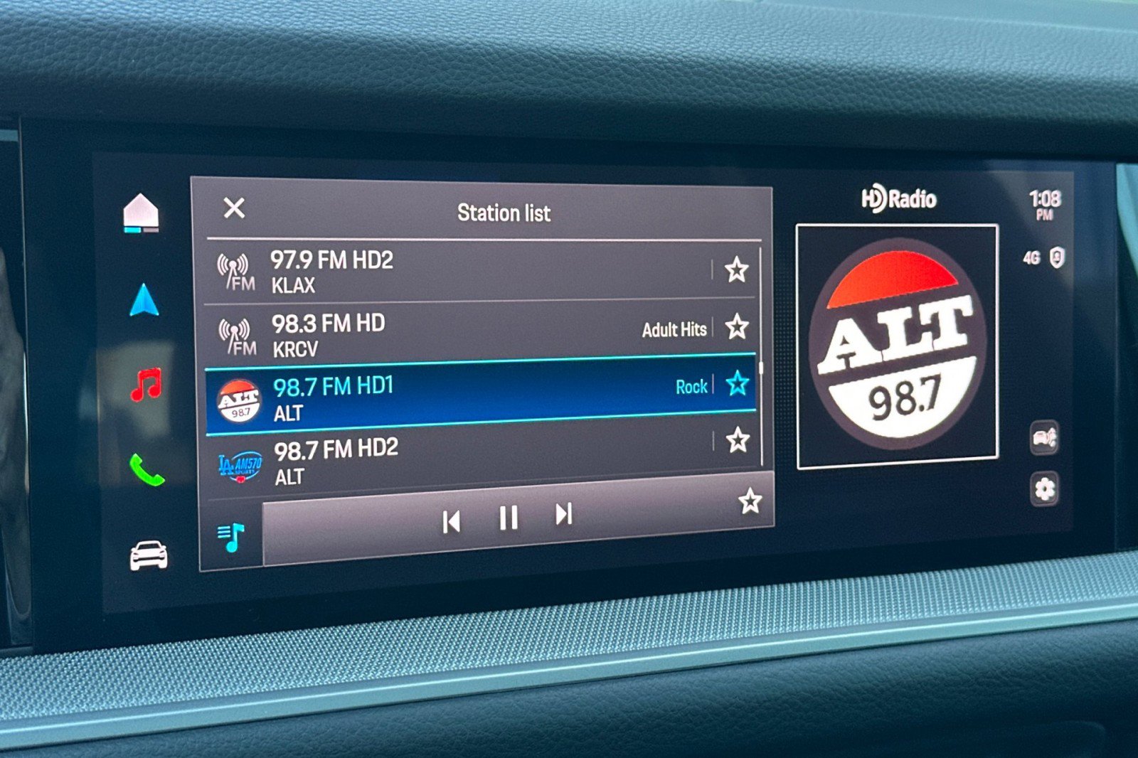 Used 2025 Porsche Cayenne Coupe image 18