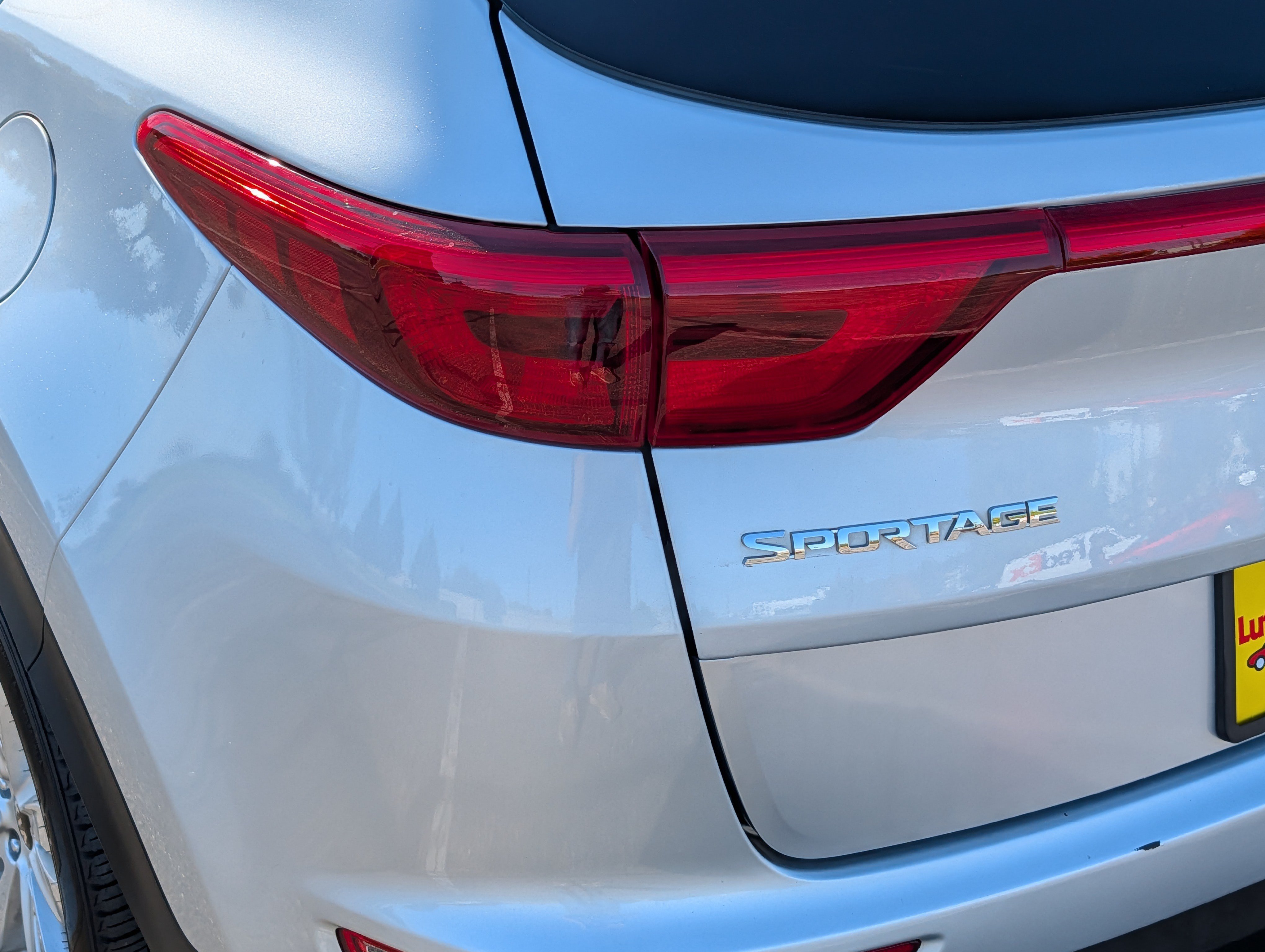 Used 2019 Kia Sportage LX AWD/4WD image 17