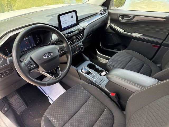 Used 2023 Ford Escape Active image 10
