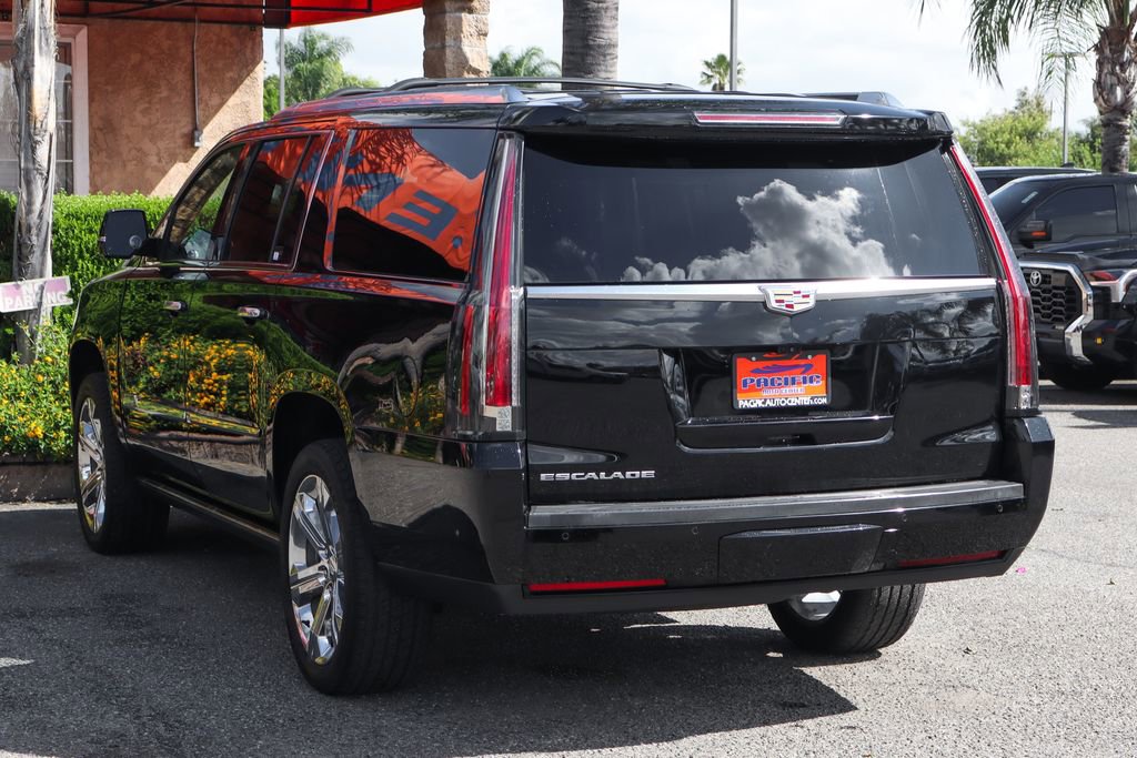 Used 2018 Cadillac Escalade ESV Platinum image 6