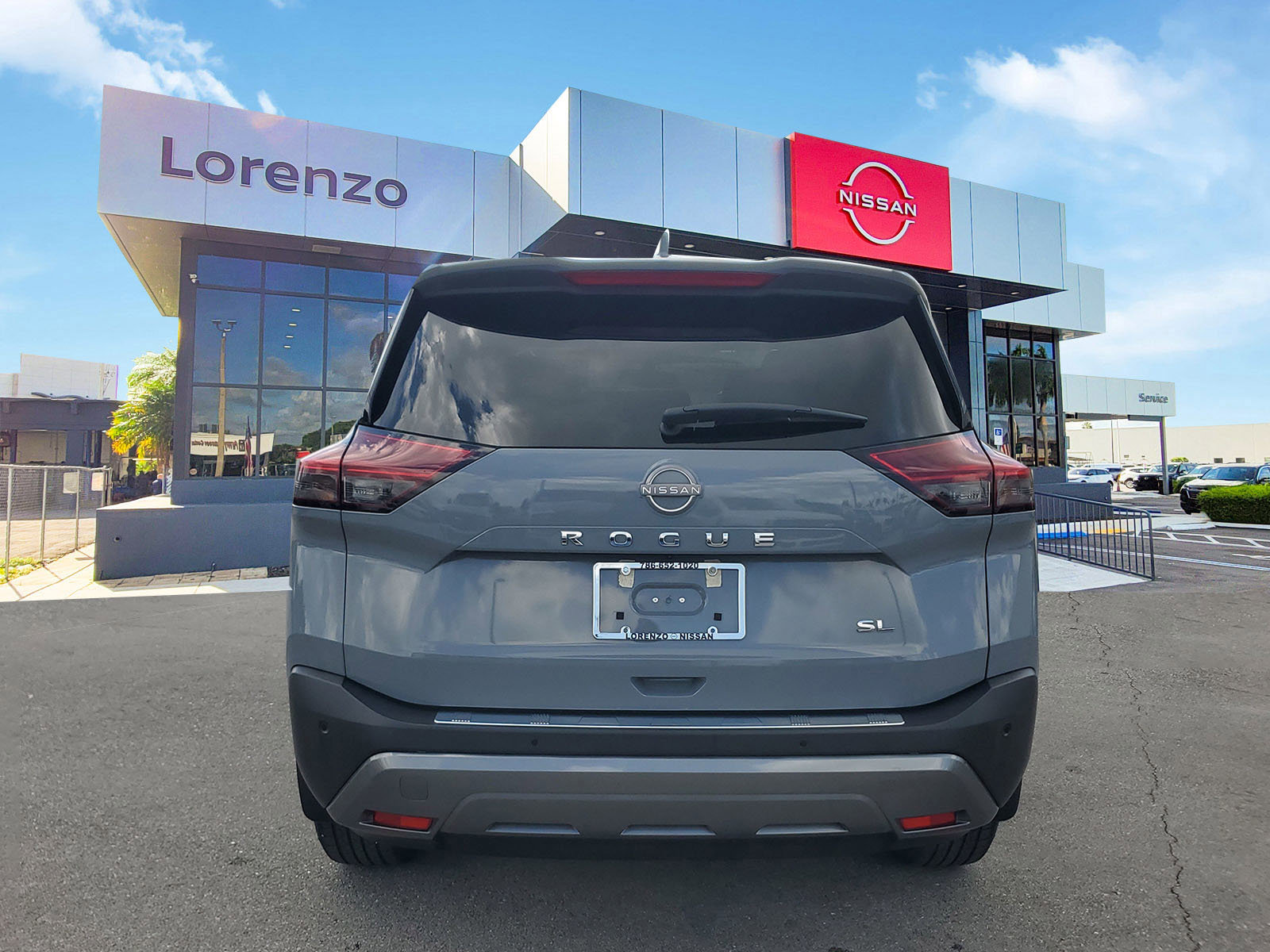 Used 2023 Nissan Rogue SL w/ SL Premium Package image 6