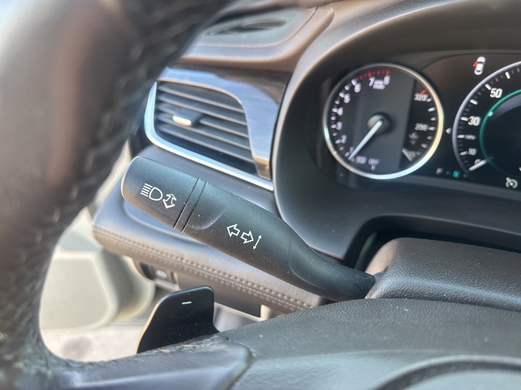 Used 2017 Buick LaCrosse Preferred image 19