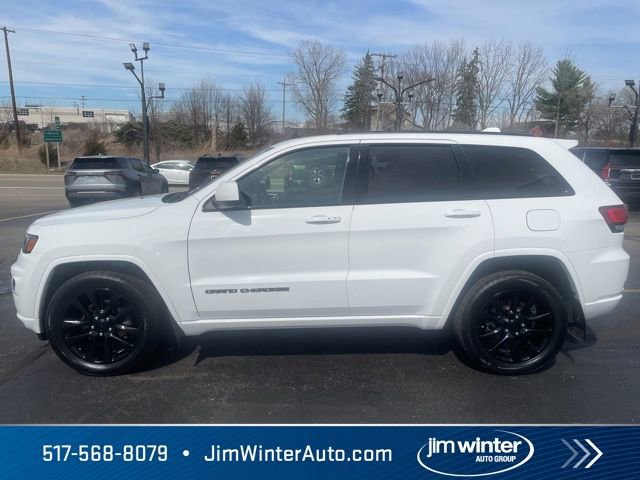 Used 2019 Jeep Grand Cherokee Altitude image 11