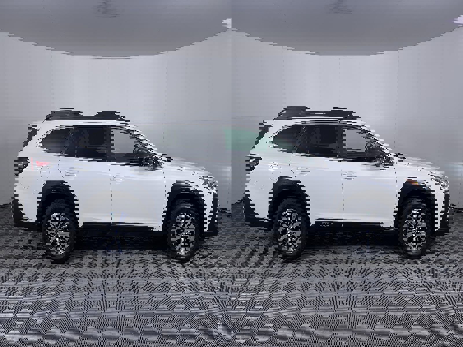 Used 2023 Subaru Outback Premium image 10