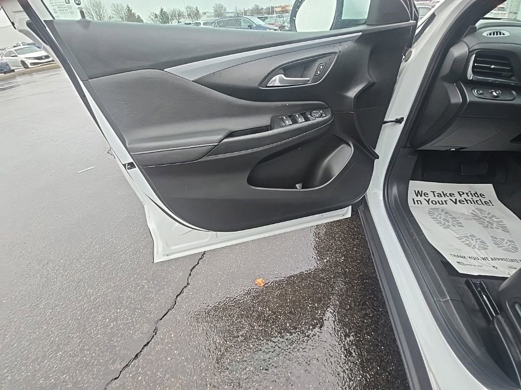 Used 2025 Buick Envista Preferred w/ Convenience I Package image 9