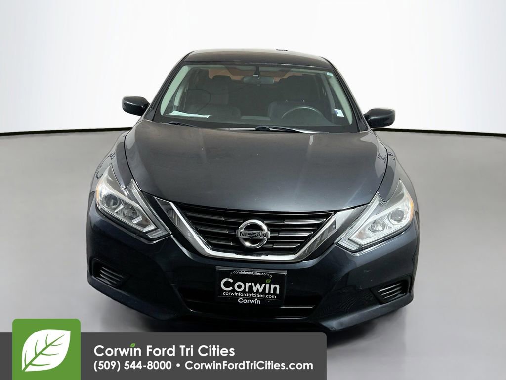 Used 2016 Nissan Altima 2.5 S w/ Power Driver Seat Package FWD image 4