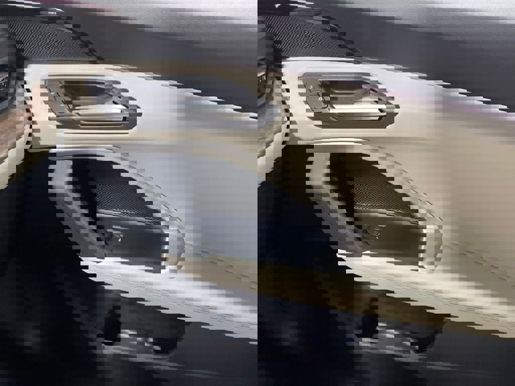 Used 2025 Audi Q5 Premium image 26