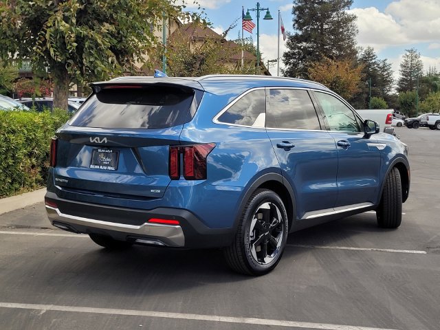 New 2026 Kia Sorento EX w/ EX Premium Package FWD image 4