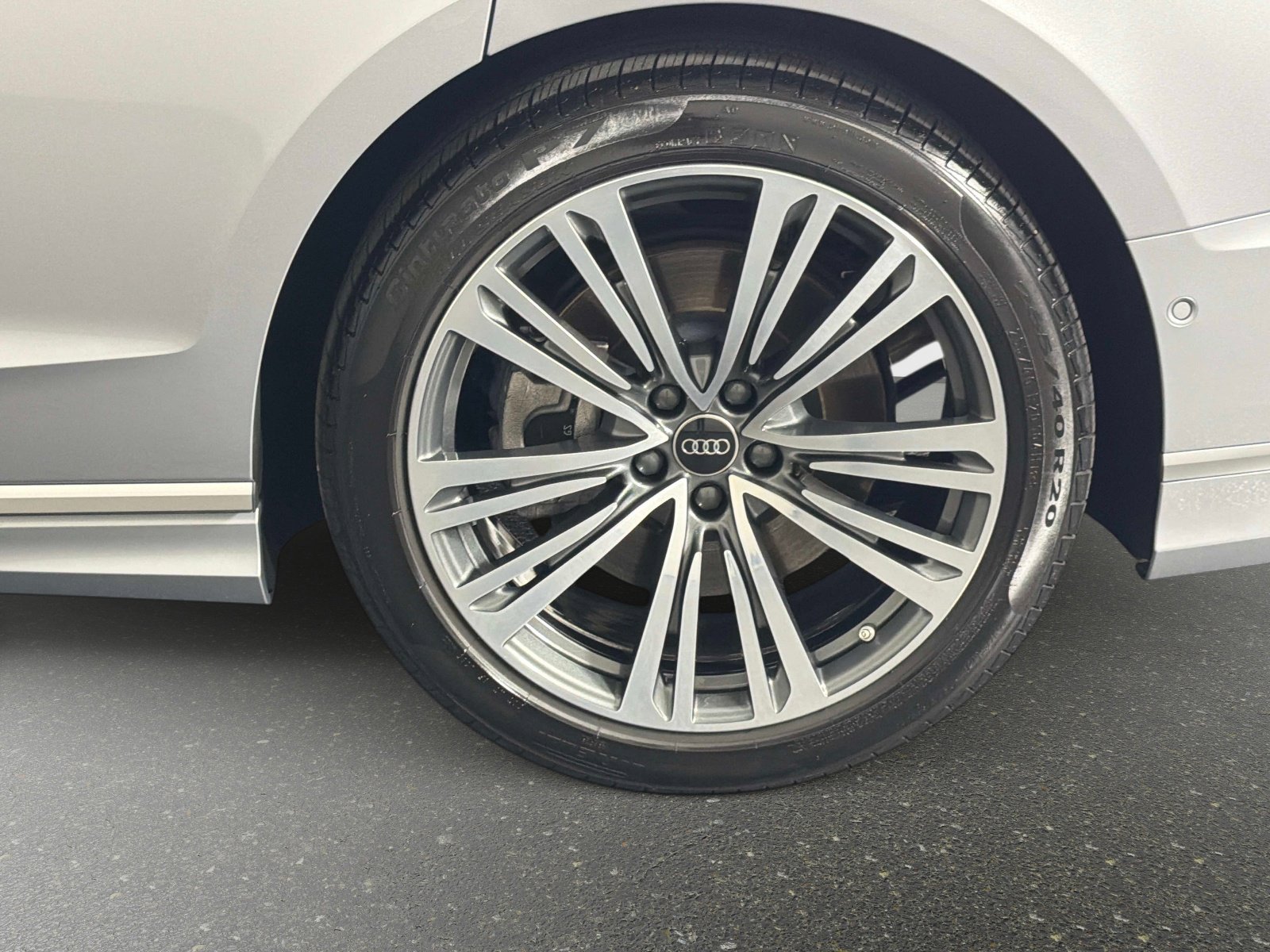 Used 2023 Audi A8 L 3.0T w/ Comfort Plus Package AWD/4WD image 13