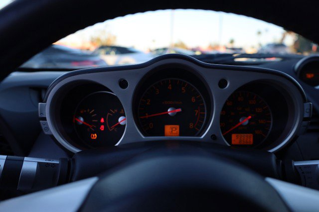 Used 2006 Nissan 350Z Enthusiast w/ (N93) Cargo Convenience Pkg image 27