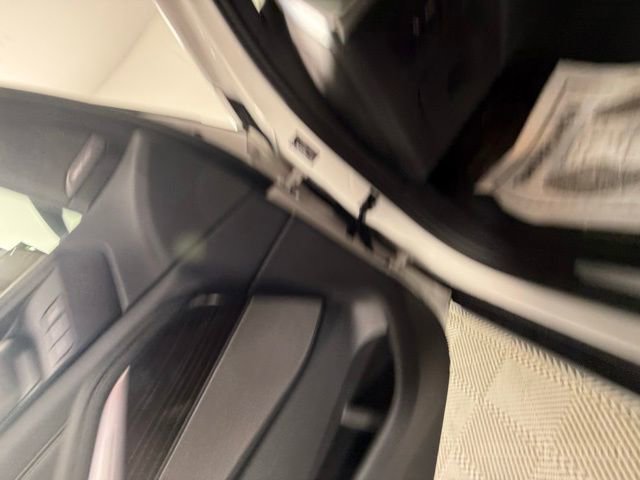 Used 2025 BMW X5 sDrive40i w/ Premium Package image 14