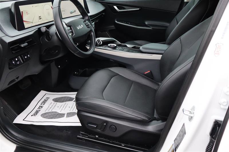 Used 2023 Kia EV6 Wind image 12