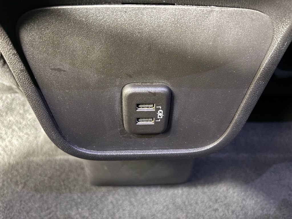 Used 2024 GMC Terrain SLE FWD image 34
