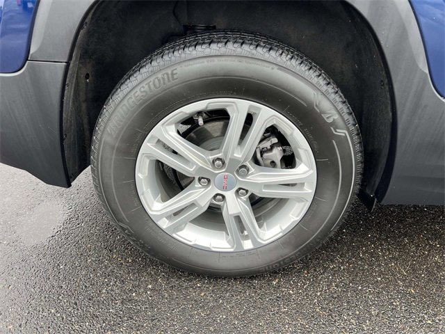 Used 2022 GMC Terrain SLE w/ Driver Convenience Package image 11