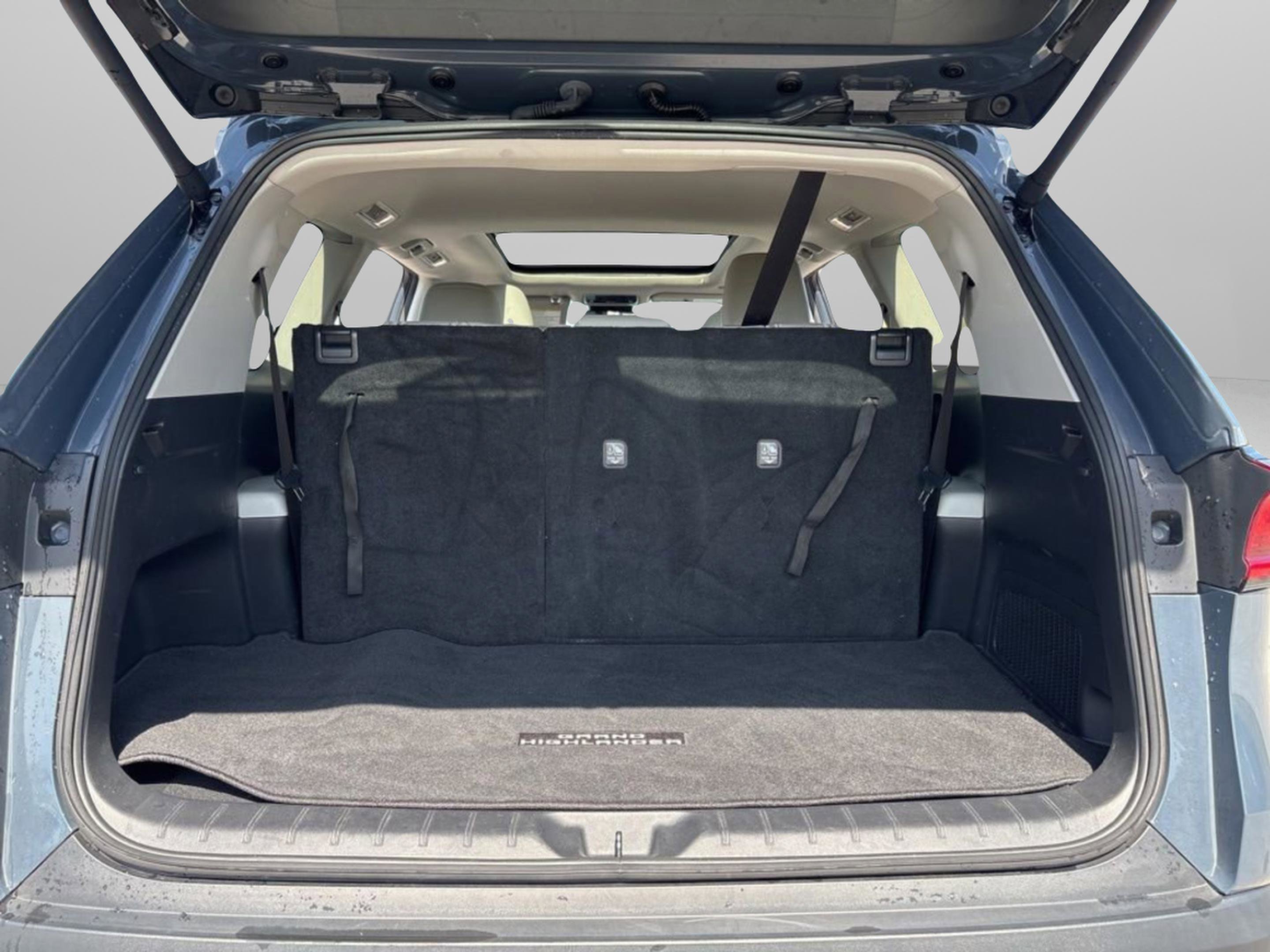 Certified 2024 Toyota Grand Highlander AWD image 33