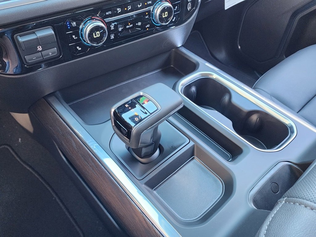 New 2026 GMC Sierra 1500 SLT image 31