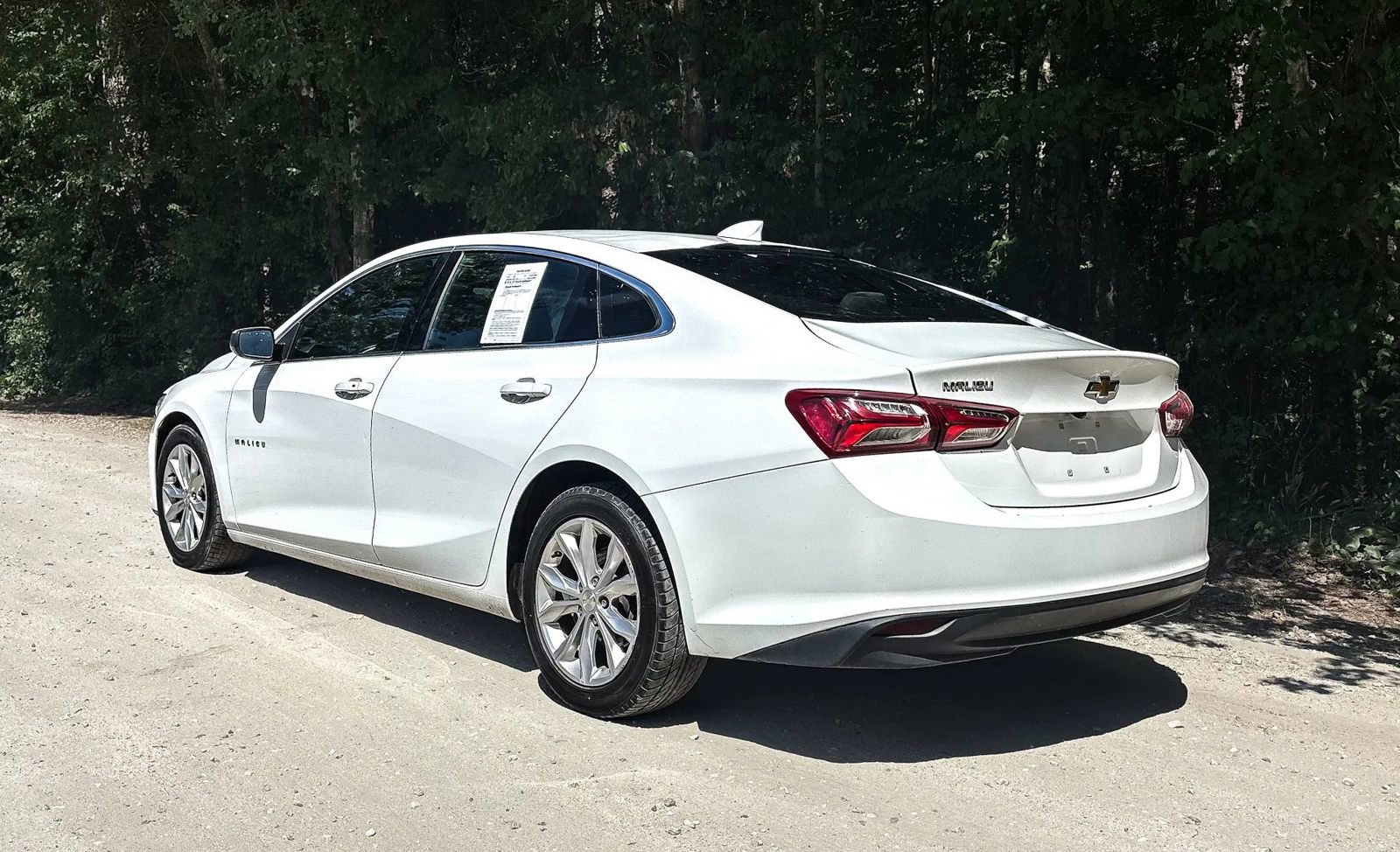Used 2020 Chevrolet Malibu LT FWD image 3