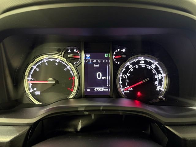 Used 2023 Toyota 4Runner Limited AWD/4WD image 15