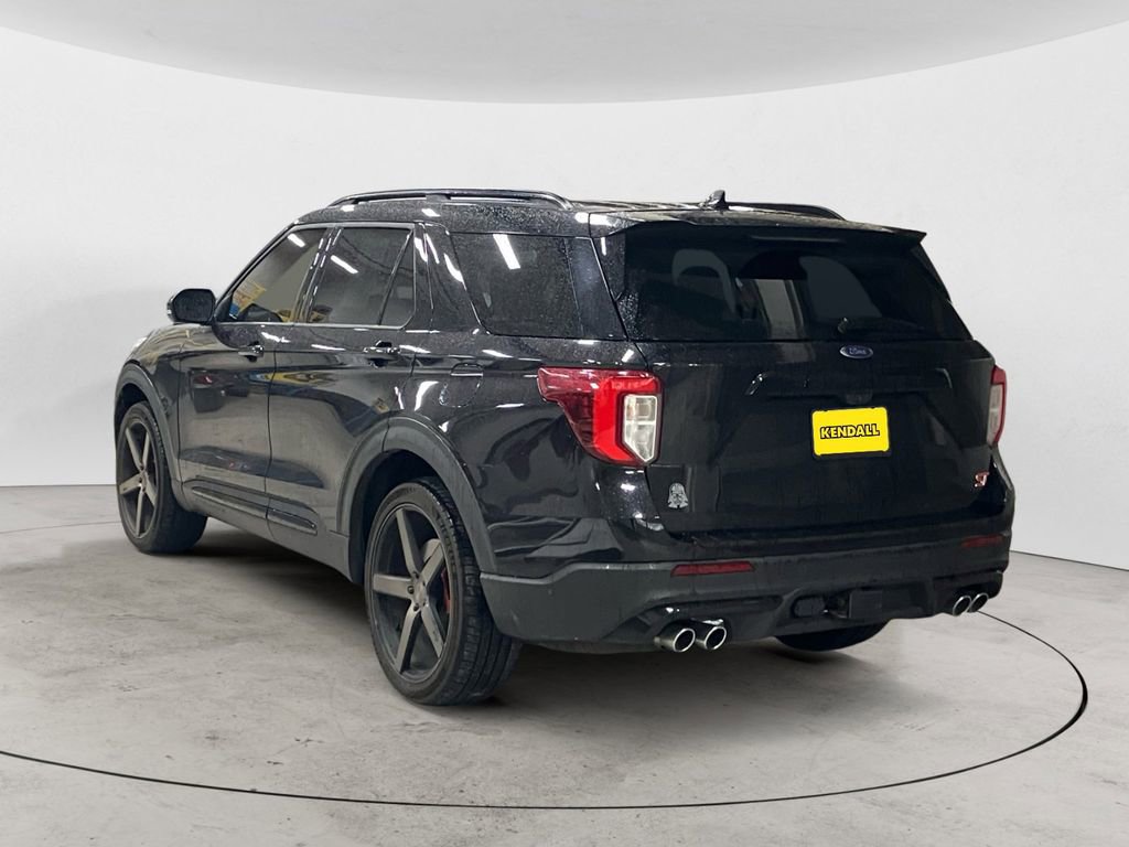 Used 2021 Ford Explorer ST w/ ST Street Pack image 3