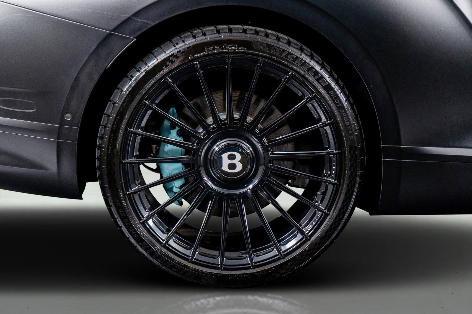 Used 2023 Bentley Continental GT Mulliner image 9