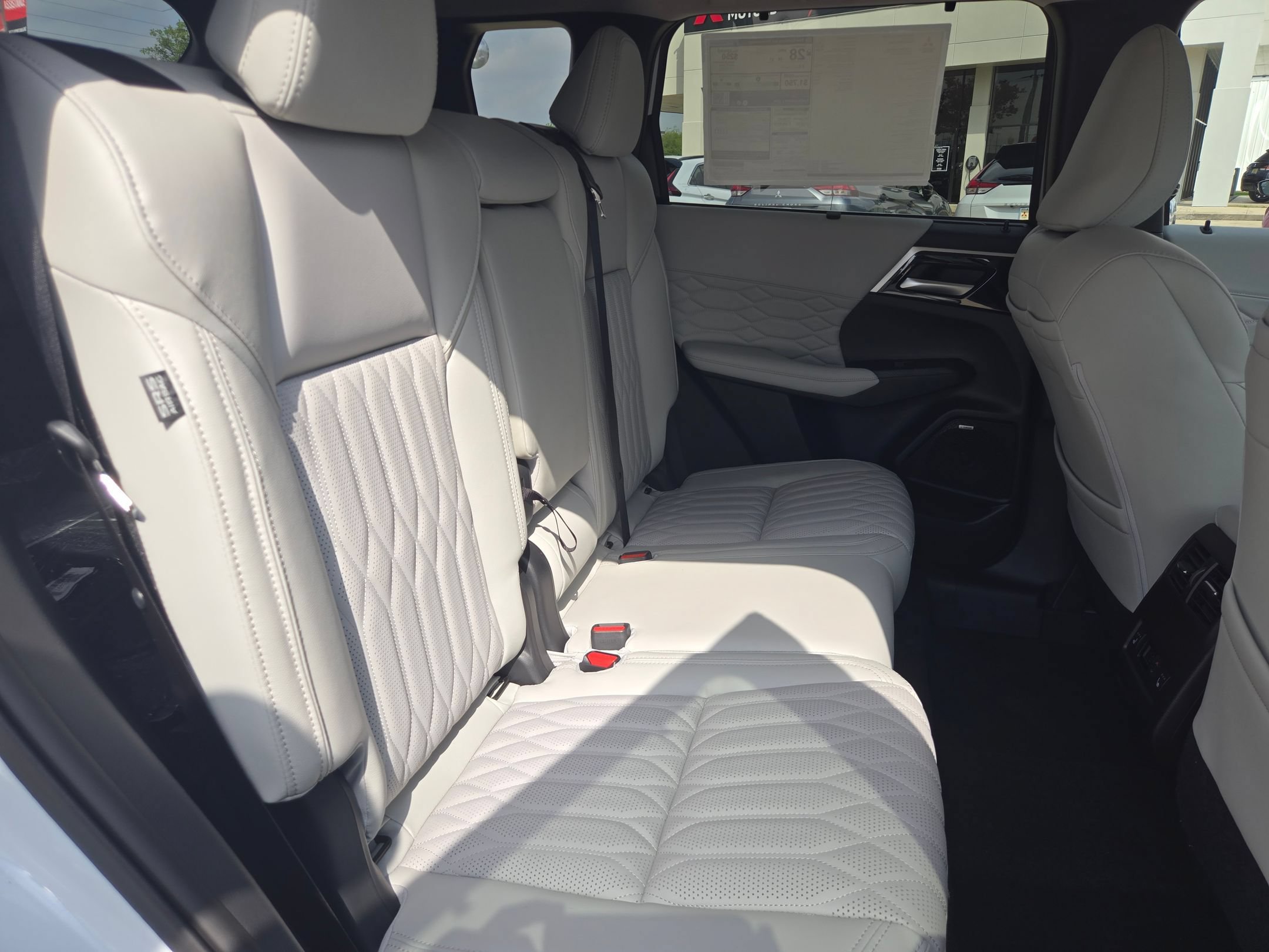 New 2026 Mitsubishi Outlander SEL FWD image 22
