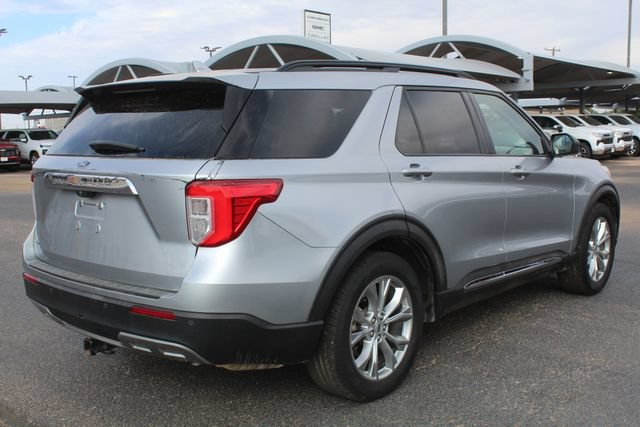 Used 2020 Ford Explorer XLT w/ Equipment Group 202A RWD image 3