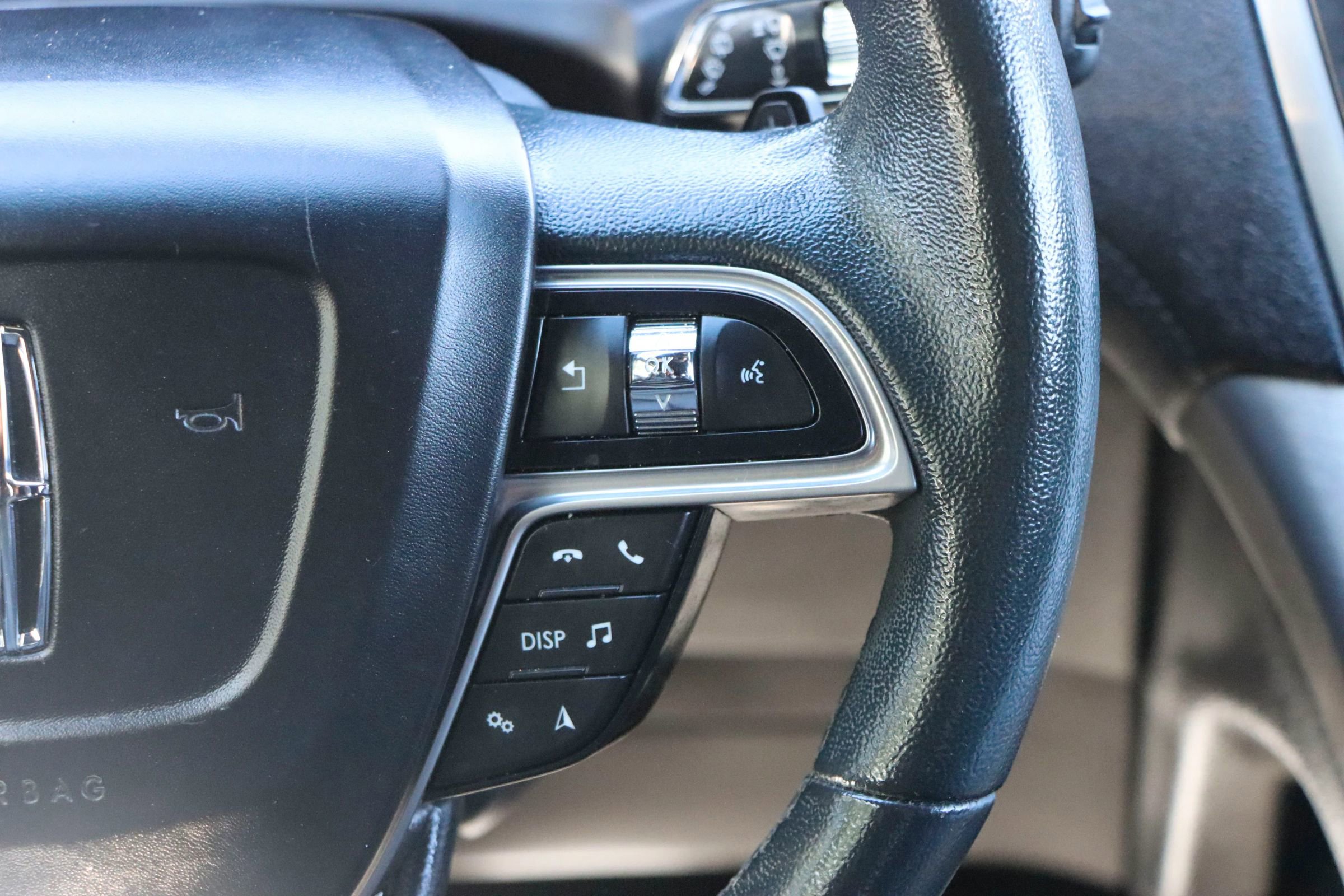 Used 2019 Lincoln Nautilus FWD image 29