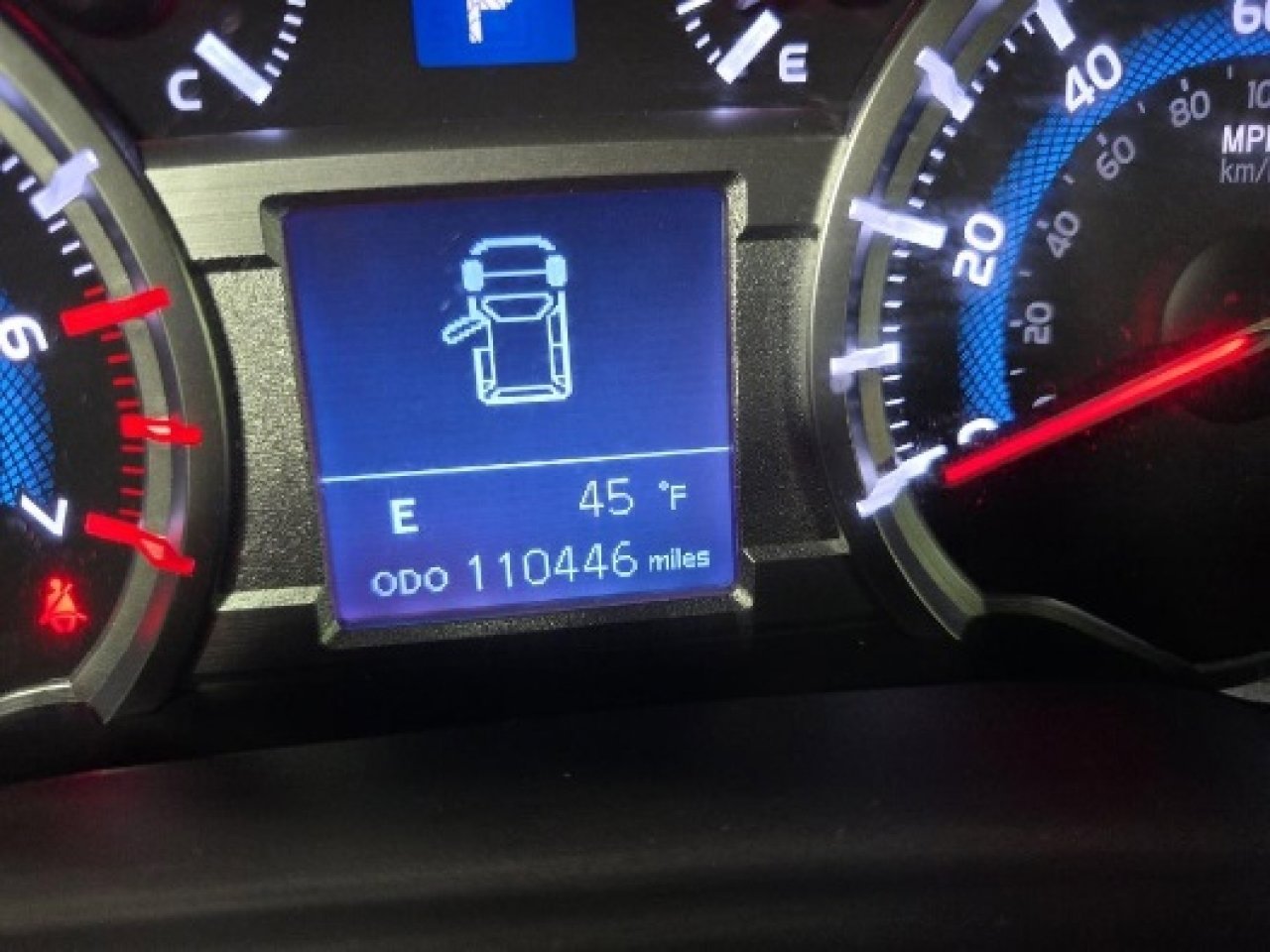 Used 2017 Toyota 4Runner TRD Off-Road image 9