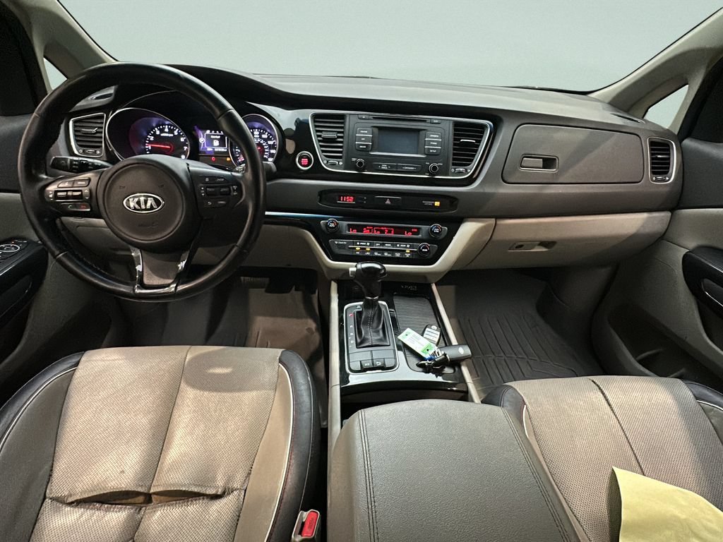 Used 2015 Kia Sedona EX FWD image 26