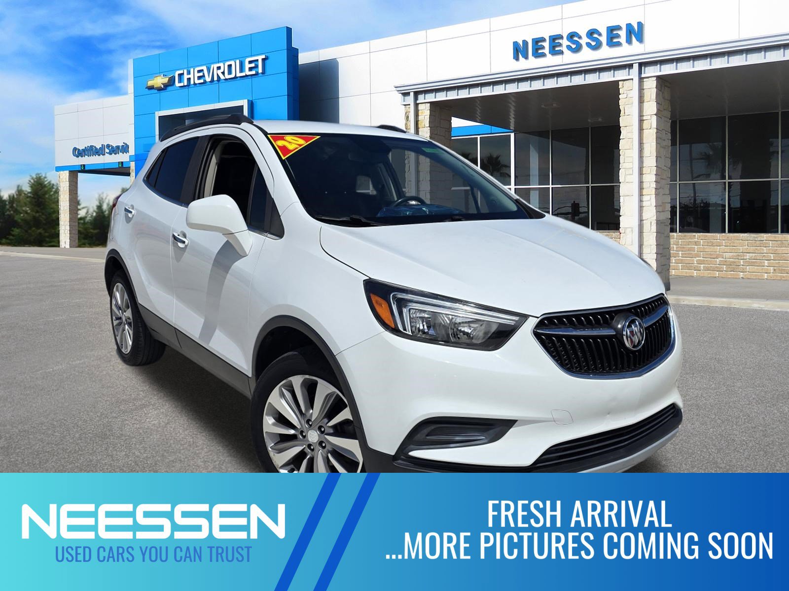 Used 2020 Buick Encore Preferred image 1