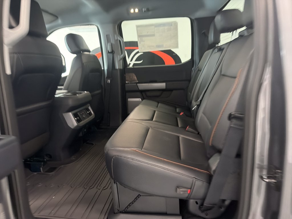 New 2027 Ford F250 Lariat w/ Black Appearance Package AWD/4WD image 13