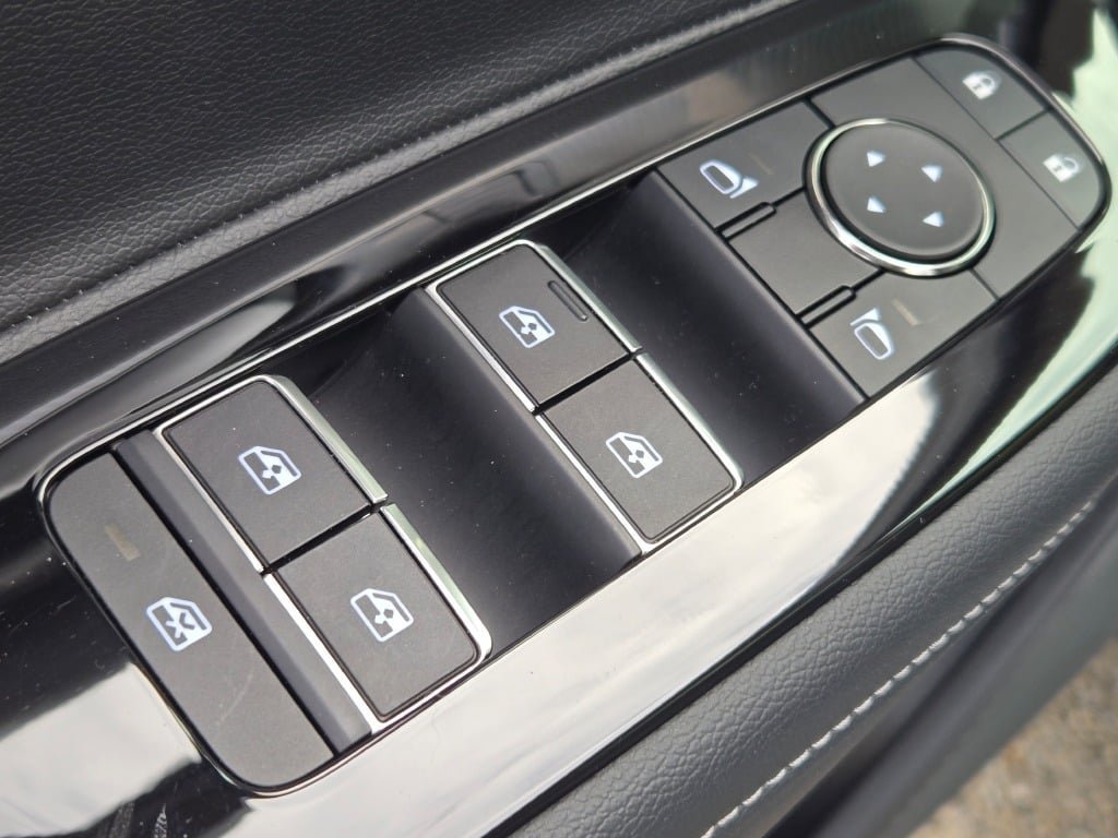Used 2025 Nissan Murano SL AWD/4WD image 29