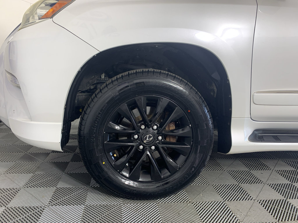 Used 2014 Lexus GX 460 w/ Premium Package AWD/4WD image 11