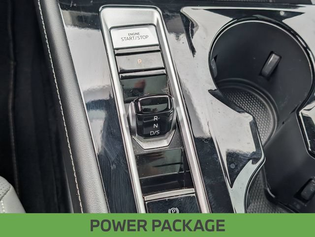Used 2024 Volkswagen Atlas Cross Sport SEL R-Line AWD/4WD image 22