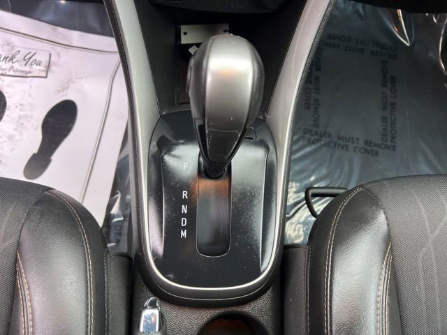 Used 2022 Chevrolet Trax LT w/ LT Convenience Package image 27